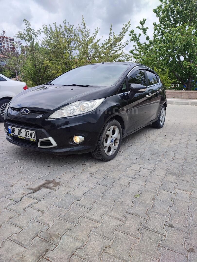 Sahibinden Ford Fiesta 1.4 Titanium X 2011 Model Yozgat 97.000 km Siyah 5