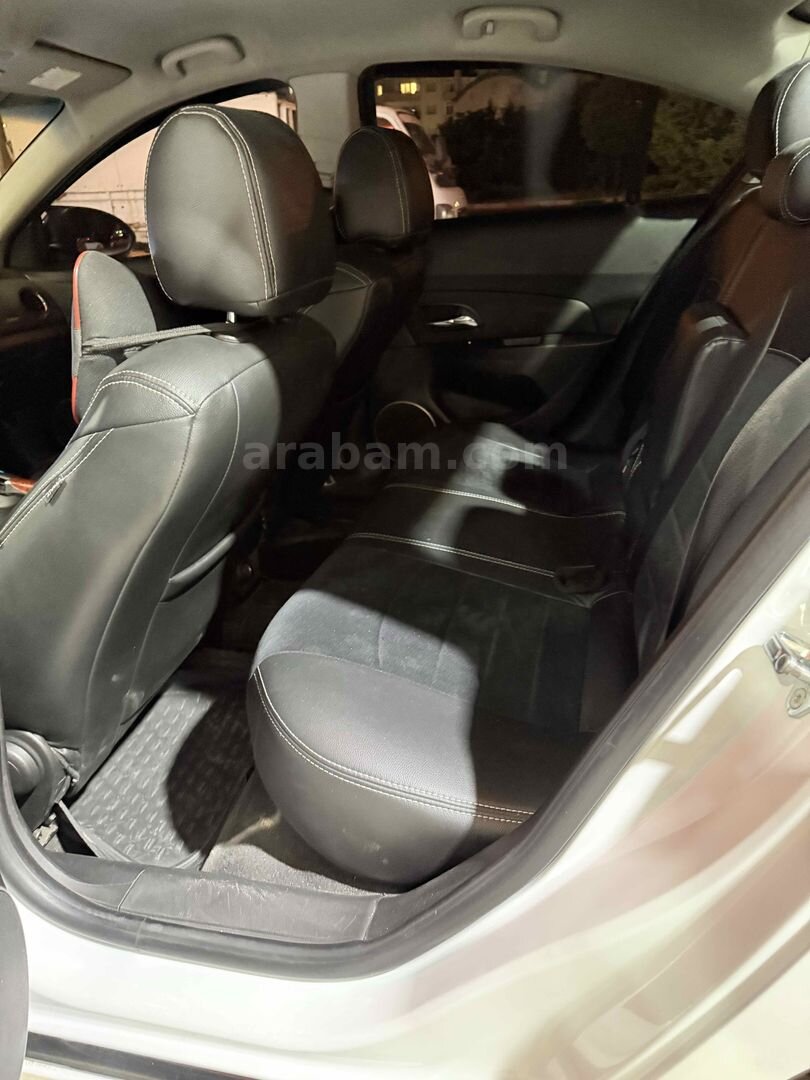 Sahibinden Chevrolet Cruze 1.6 LT 2012 Model Sivas 153.000 km Beyaz 7
