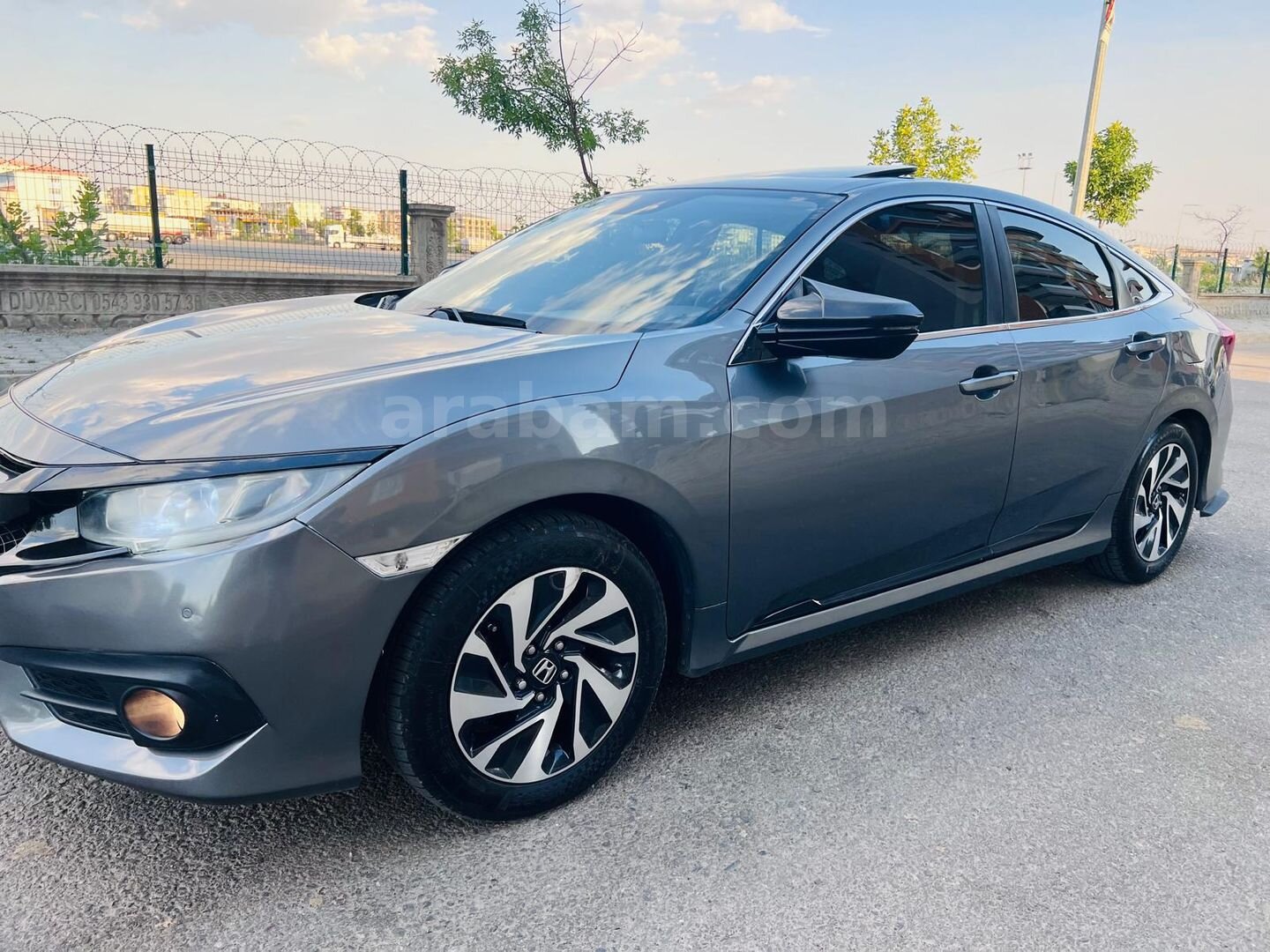 Sahibinden Honda Civic 1.6i VTEC Eco Elegance 2018 Model Batman 196.000 km Füme 7