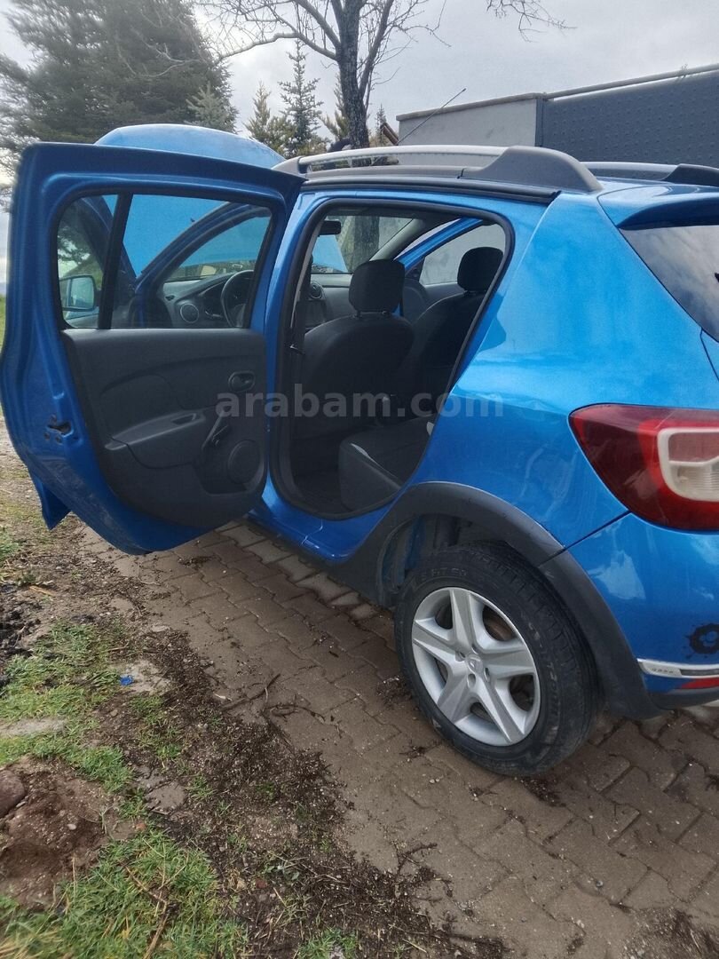 Sahibinden Dacia Sandero 1.5 dCi Stepway 2012 Model Ankara 270.000 km Mavi 6