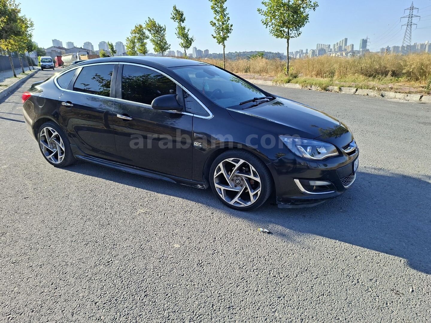 Sahibinden Opel Astra 1.4 T Cosmo 2012 Model İstanbul 270.000 km Siyah 1