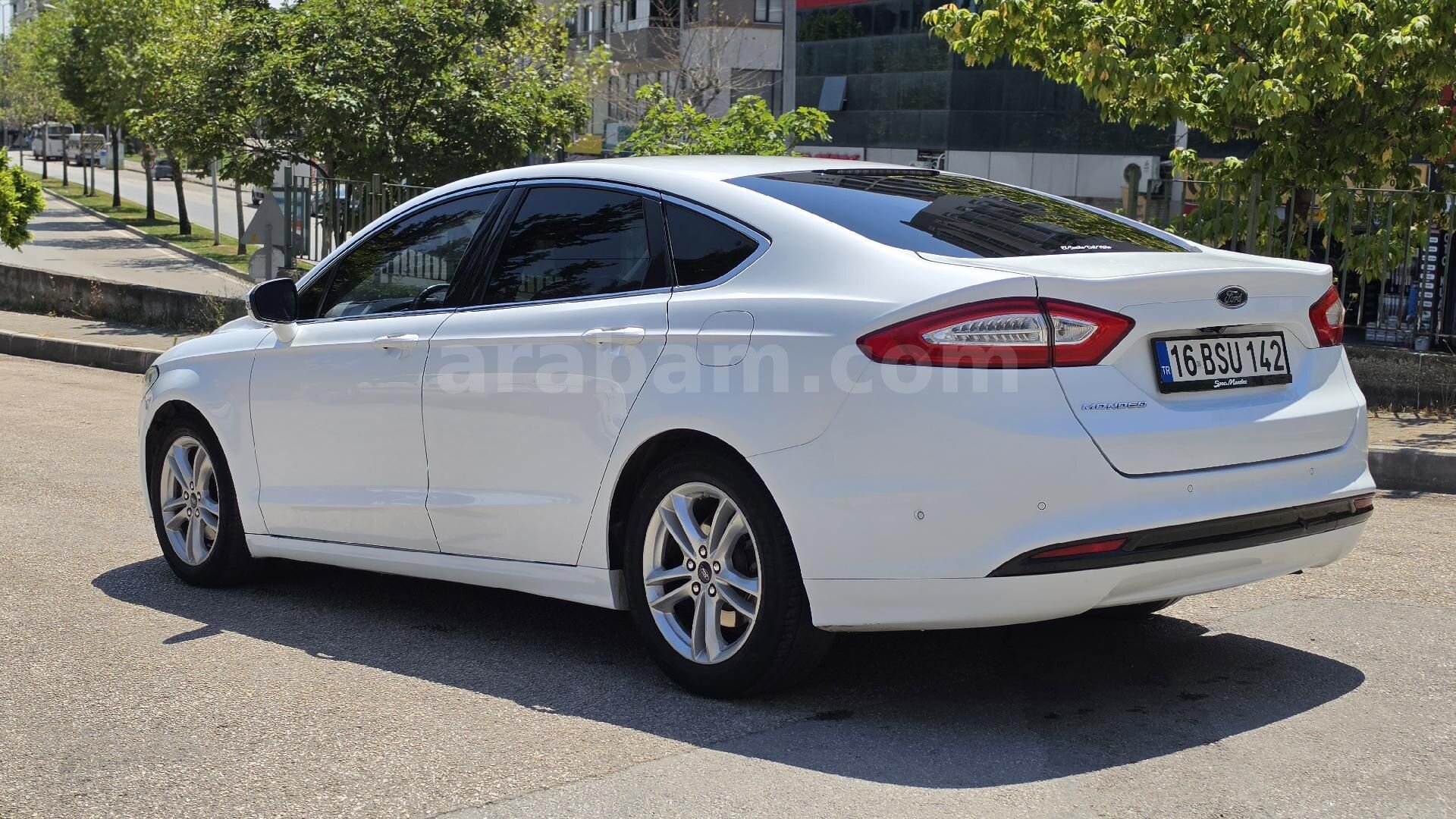 Sahibinden Ford Mondeo 1.6 TDCi Titanium 2016 Model Bursa 173.000 km Beyaz 6