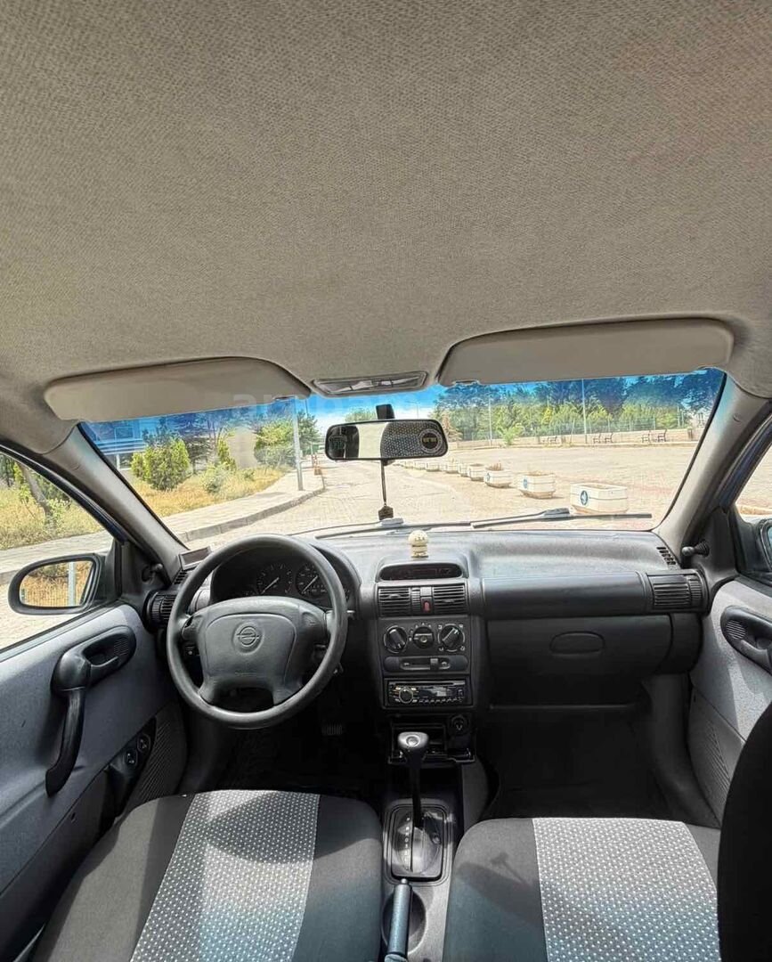 Sahibinden Opel Corsa 1.4 Swing 1998 Model Kırıkkale 287.510 km Mavi 7