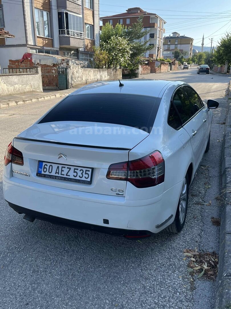 Sahibinden Citroen C5 1.6 e-HDi Confort 2011 Model Tokat 340.000 km Beyaz 4