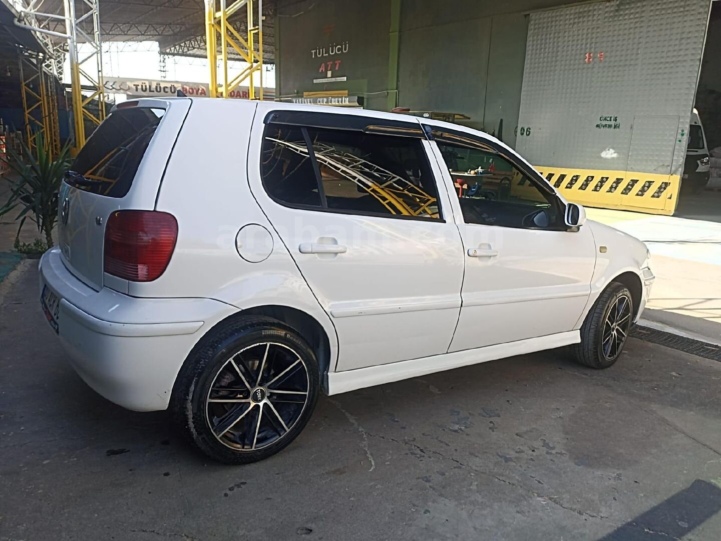 Sahibinden Volkswagen Polo 1.4 Comfortline 2000 Model Osmaniye 303.000 km Beyaz 6