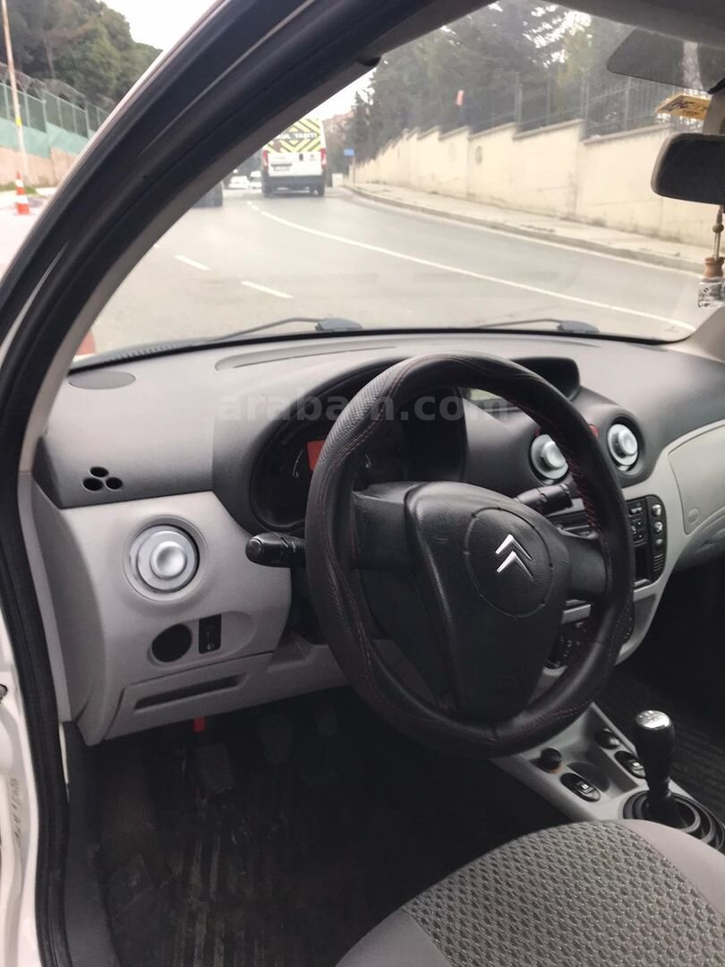 Sahibinden Citroen C3 1.4 HDi X 2005 Model İstanbul 273.464 km Beyaz 3