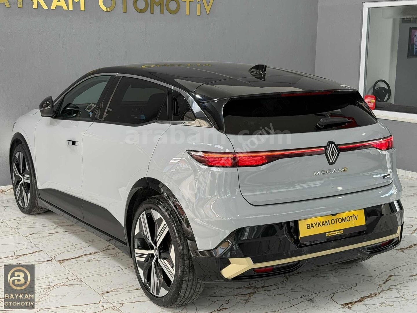 Galeriden Renault Megane E-Tech Iconic 2023 Model Isparta 66.000 km Gri 7
