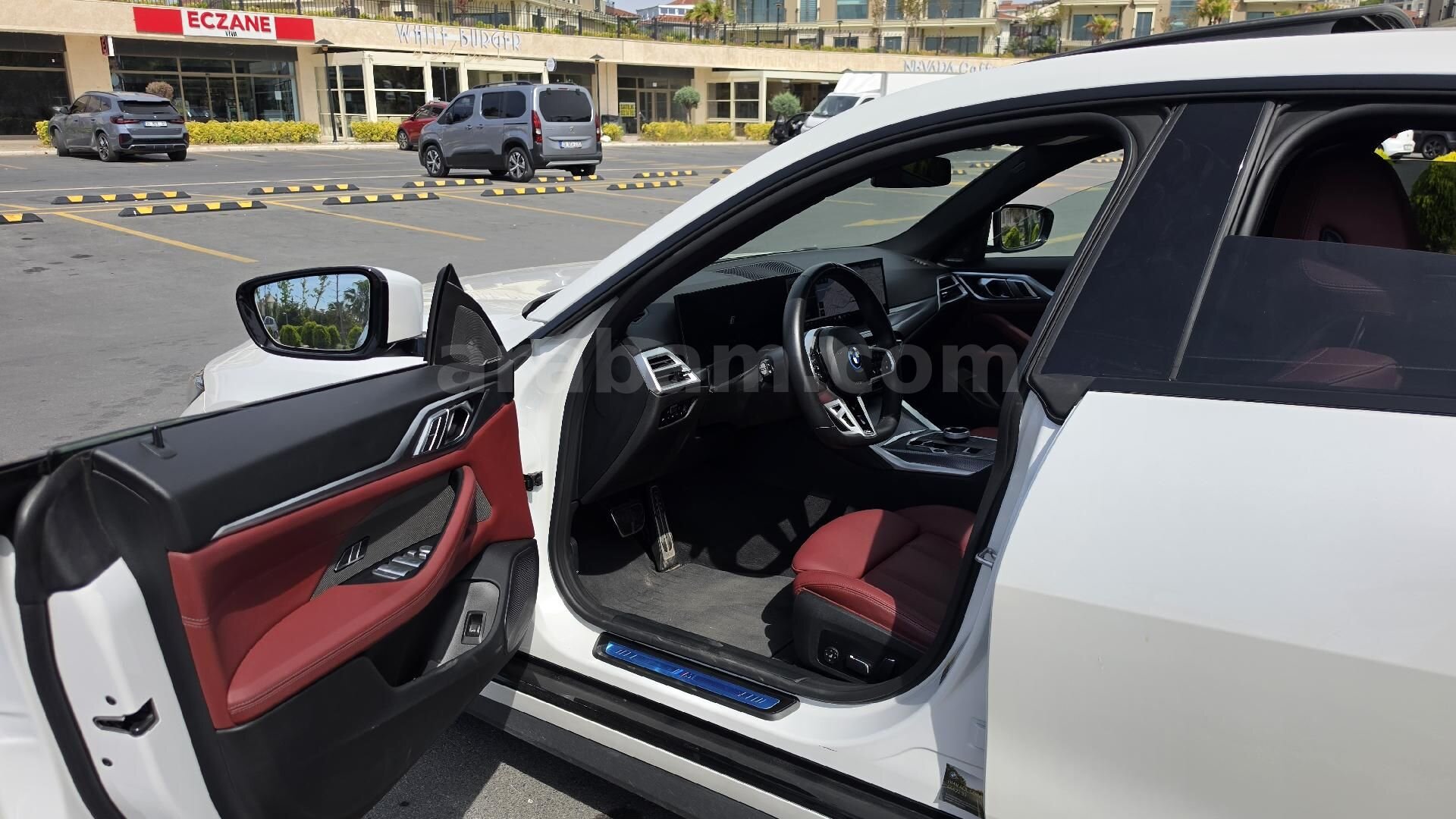 Sahibinden BMW i Serisi i4 eDrive 40 M Sport 2024 Model İstanbul 32.000 km Beyaz 5
