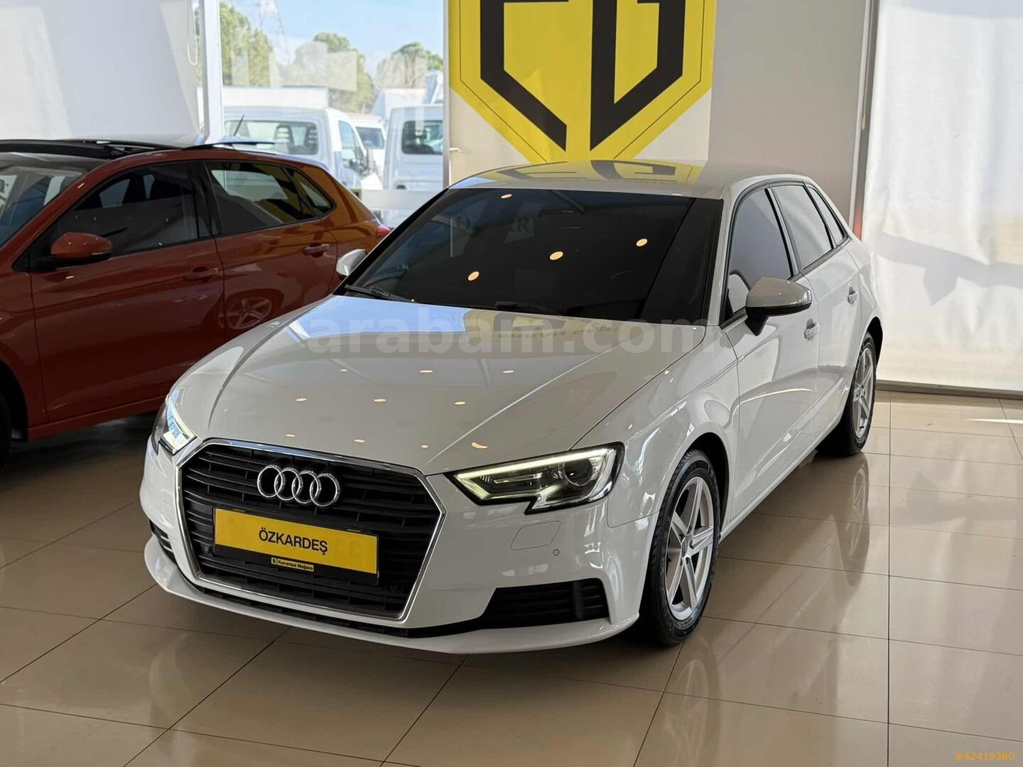 Galeriden Audi A3 Sportback 1.0 TFSI Dynamic 2018 Model Denizli 80.000 km Beyaz 6