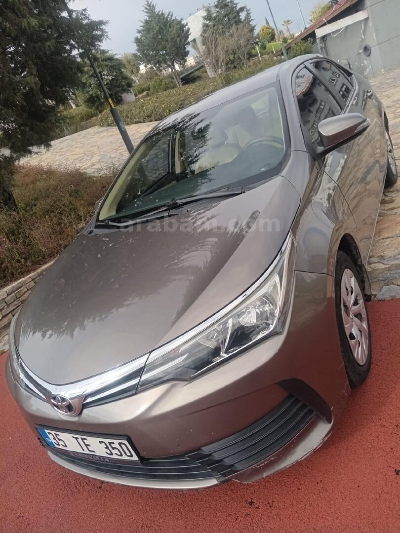 Sahibinden Toyota Corolla 1.33 Life 2017 Model İzmir 92.600 km Kahverengi 3