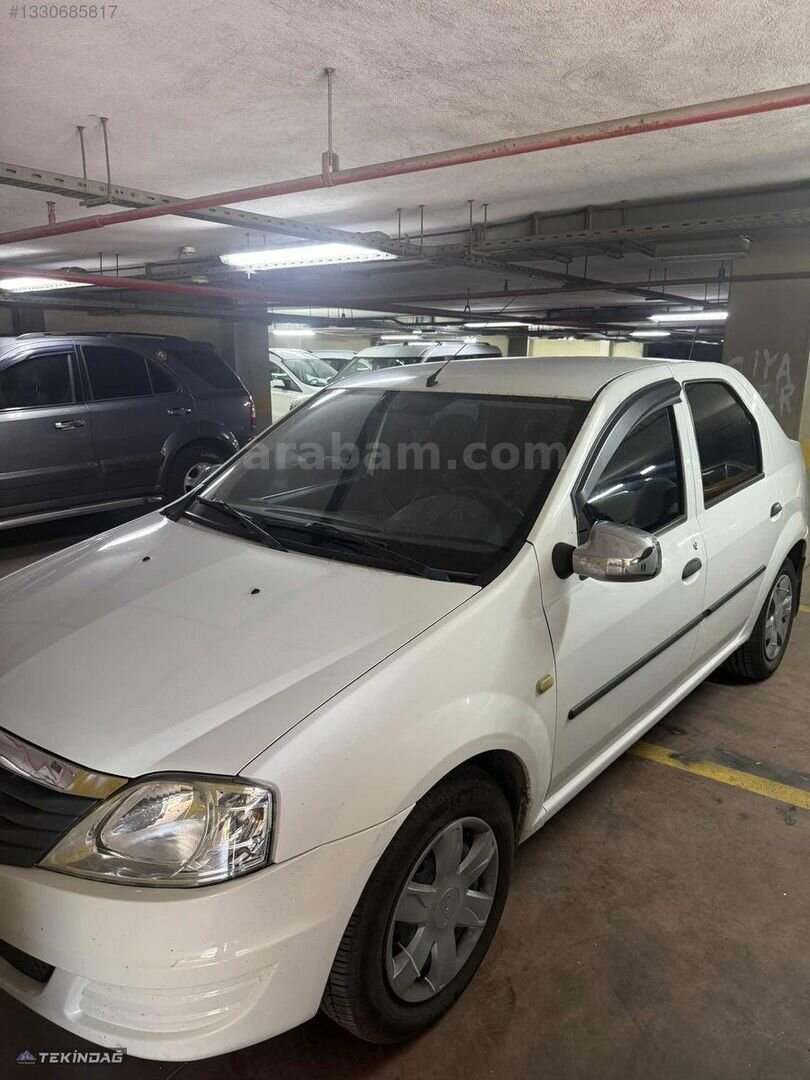 Galeriden Dacia Logan 1.5 dCi Ambiance 2011 Model İstanbul 154.000 km Beyaz 2