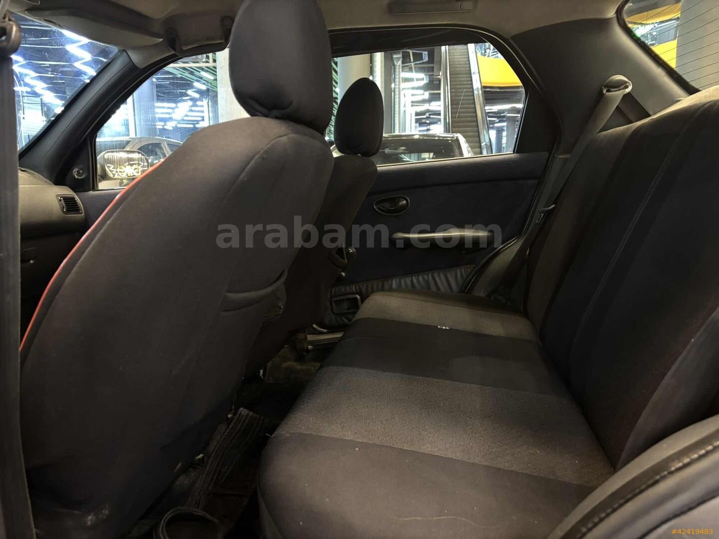 Galeriden Fiat Albea 1.3 Multijet EL 2004 Model İstanbul 311.000 km Füme 5