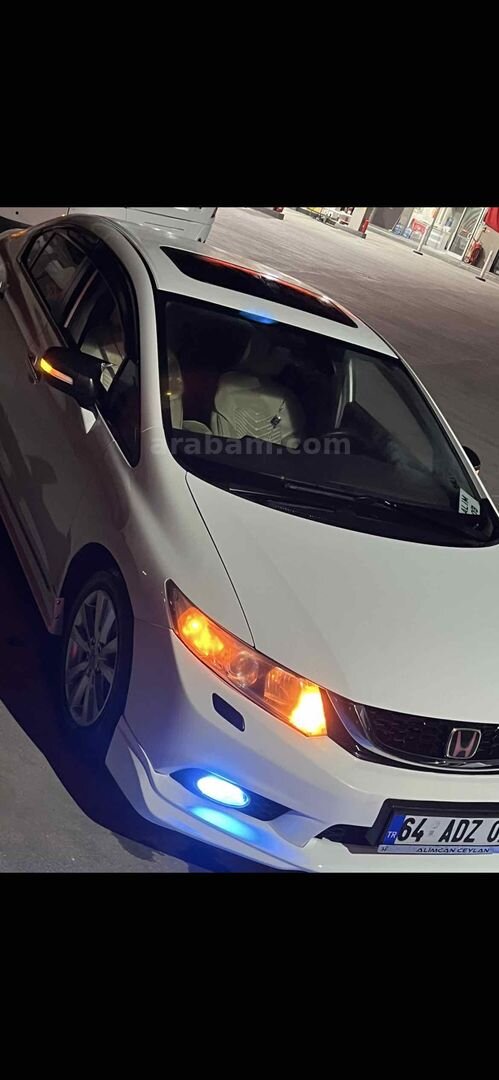 Sahibinden Honda Civic 1.6i VTEC Eco Elegance 2012 Model Antalya 210.000 km Beyaz 6