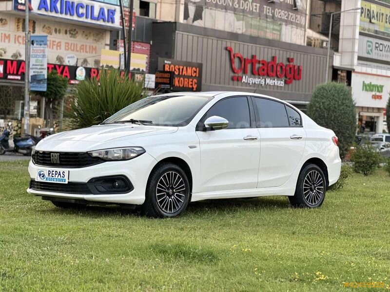 Galeriden Fiat Egea 1.3 Multijet Easy 2021 Model Kocaeli 155.000 km Beyaz