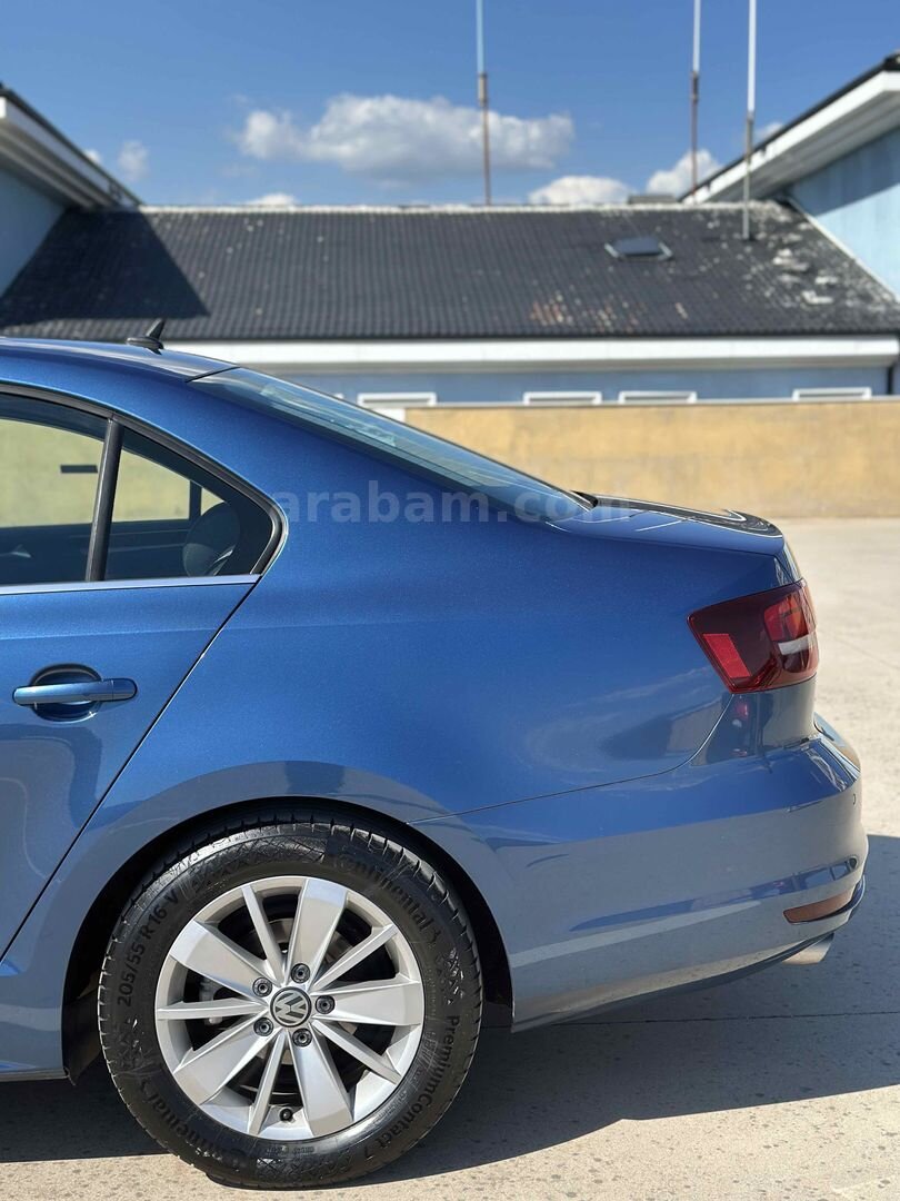 Sahibinden Volkswagen Jetta 1.4 TSi BlueMotion Comfortline 2017 Model Kütahya 87.000 km Mavi (metalik) 6