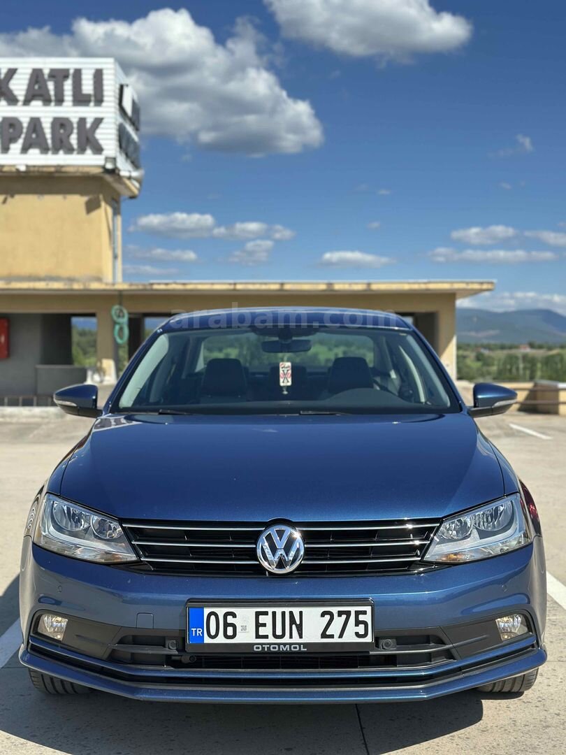 Sahibinden Volkswagen Jetta 1.4 TSi BlueMotion Comfortline 2017 Model Kütahya 87.000 km Mavi (metalik) 2