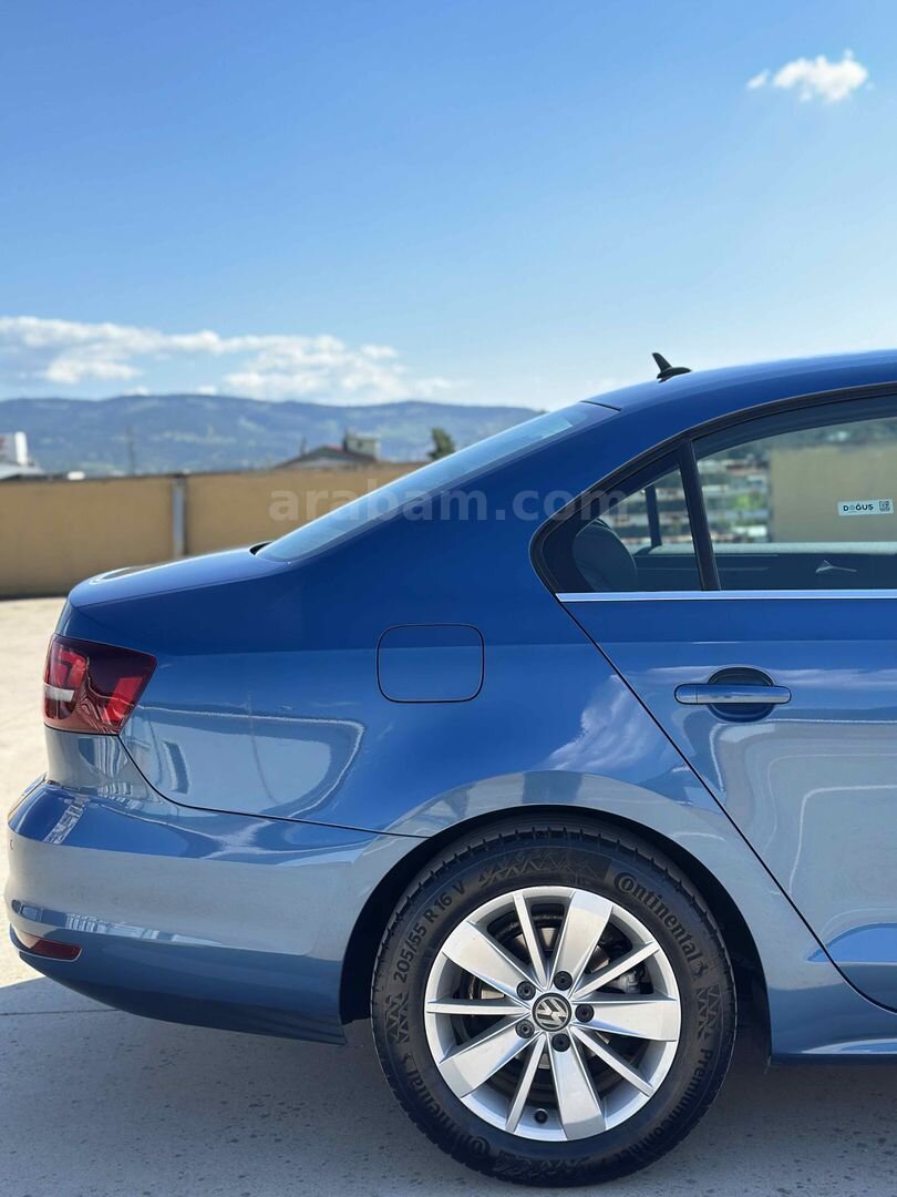 Sahibinden Volkswagen Jetta 1.4 TSi BlueMotion Comfortline 2017 Model Kütahya 87.000 km Mavi (metalik) 7