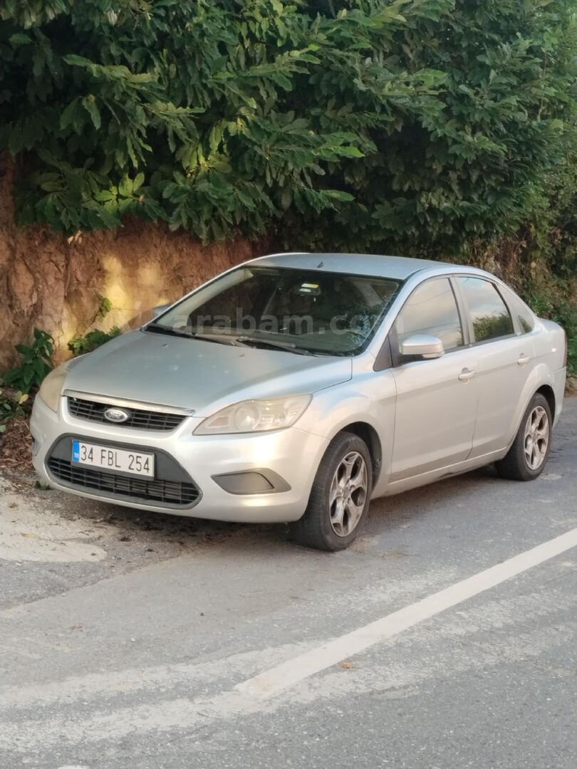 Sahibinden Ford Focus 1.6 TDCi Trend 2010 Model İstanbul 281.000 km Gri 1