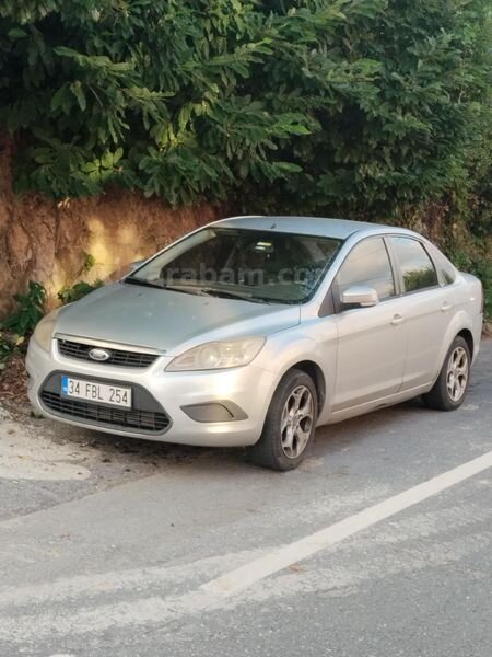 Sahibinden Ford Focus 1.6 TDCi Trend 2010 Model İstanbul 281.000 km Gri