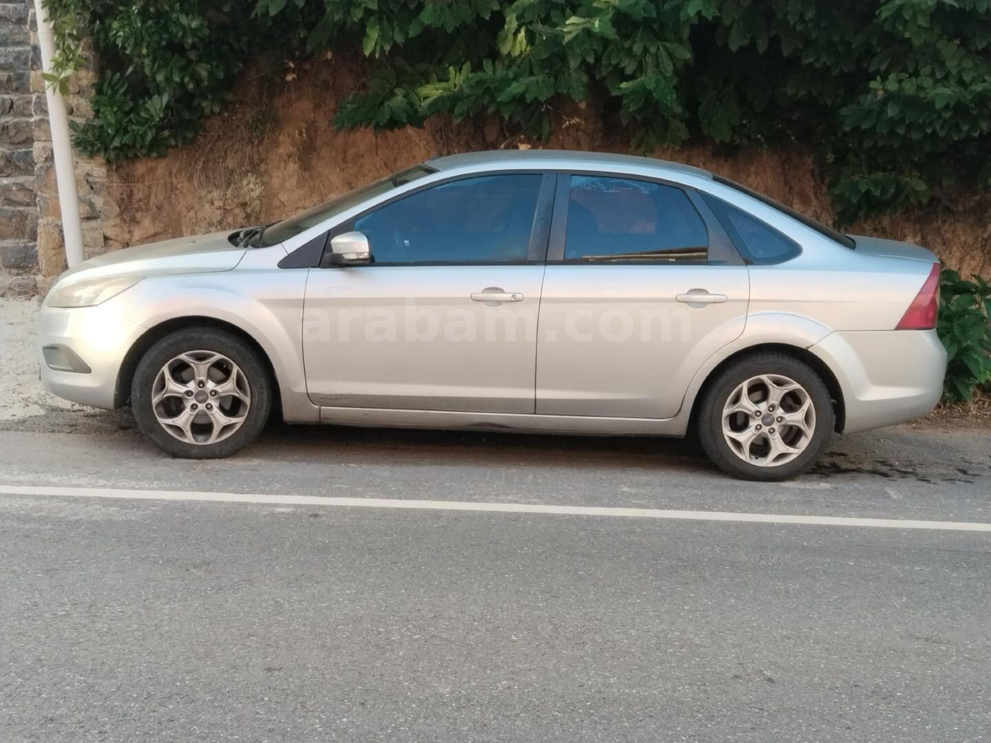 Sahibinden Ford Focus 1.6 TDCi Trend 2010 Model İstanbul 281.000 km Gri 3