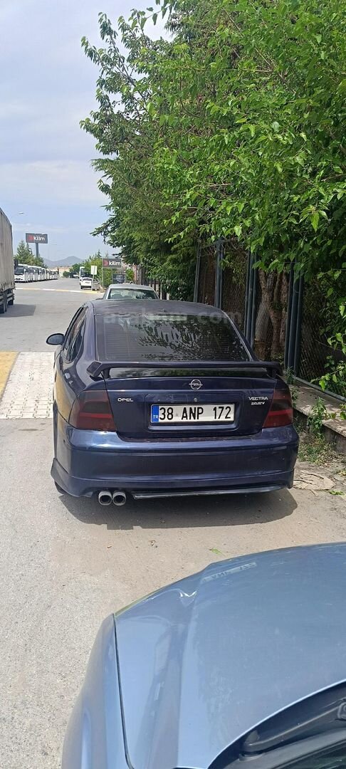 Sahibinden Opel Vectra 2.0 100.Yıl 2001 Model Kayseri 356.000 km Lacivert 3