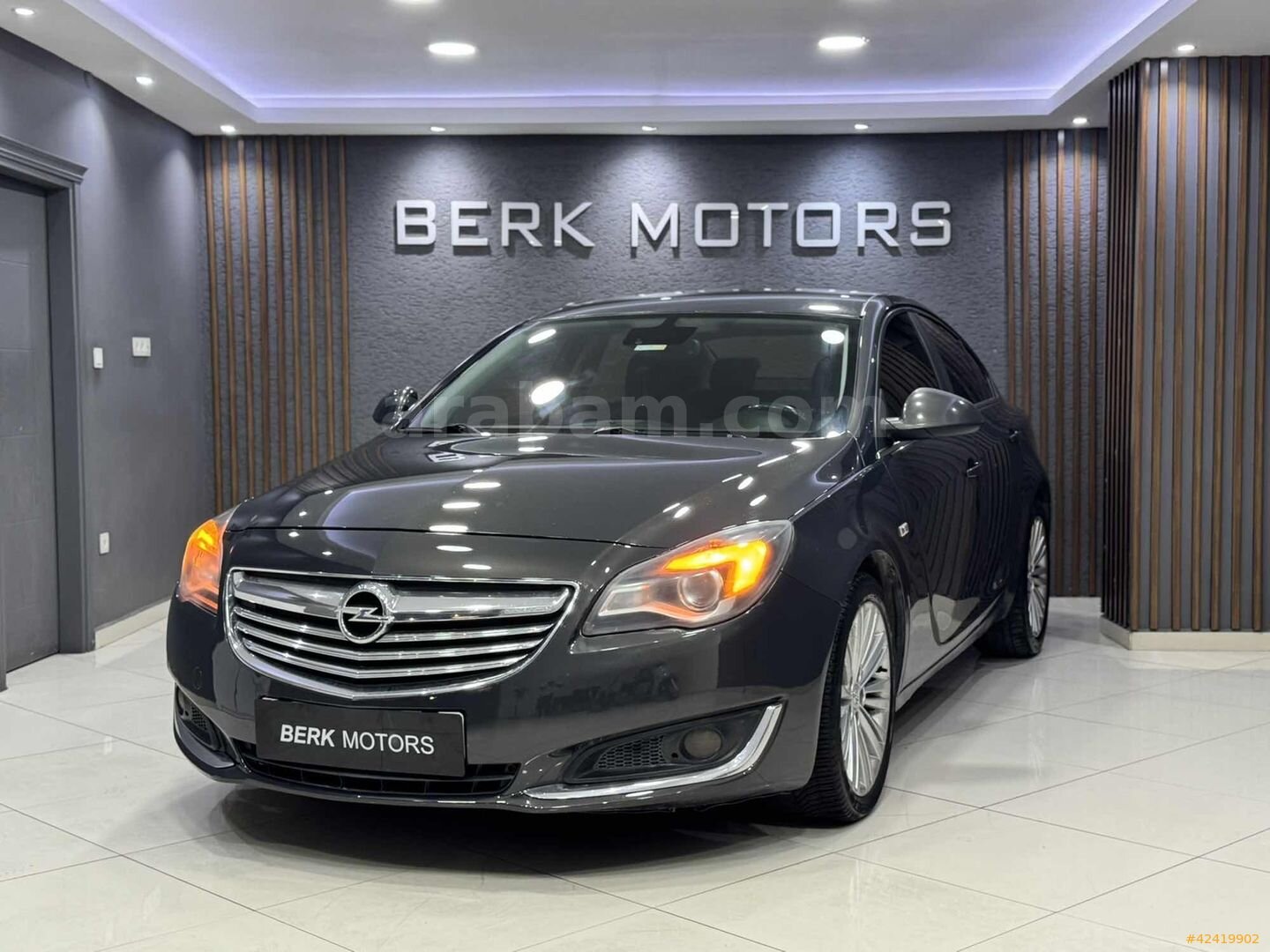 Galeriden Opel Insignia 2.0 CDTI Edition 2013 Model İstanbul 212.000 km Füme 6