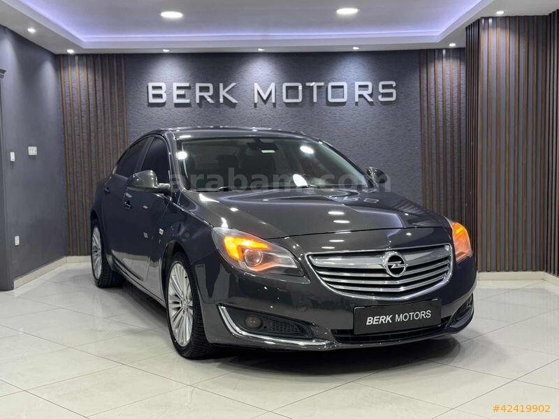 Galeriden Opel Insignia 2.0 CDTI Edition 2013 Model İstanbul 212.000 km Füme