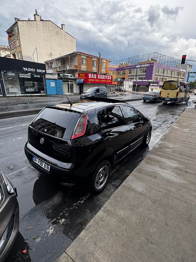 Sahibinden Fiat Punto EVO 1.3 Multijet Dynamic 2011 Model İstanbul 278.000 km Siyah 3