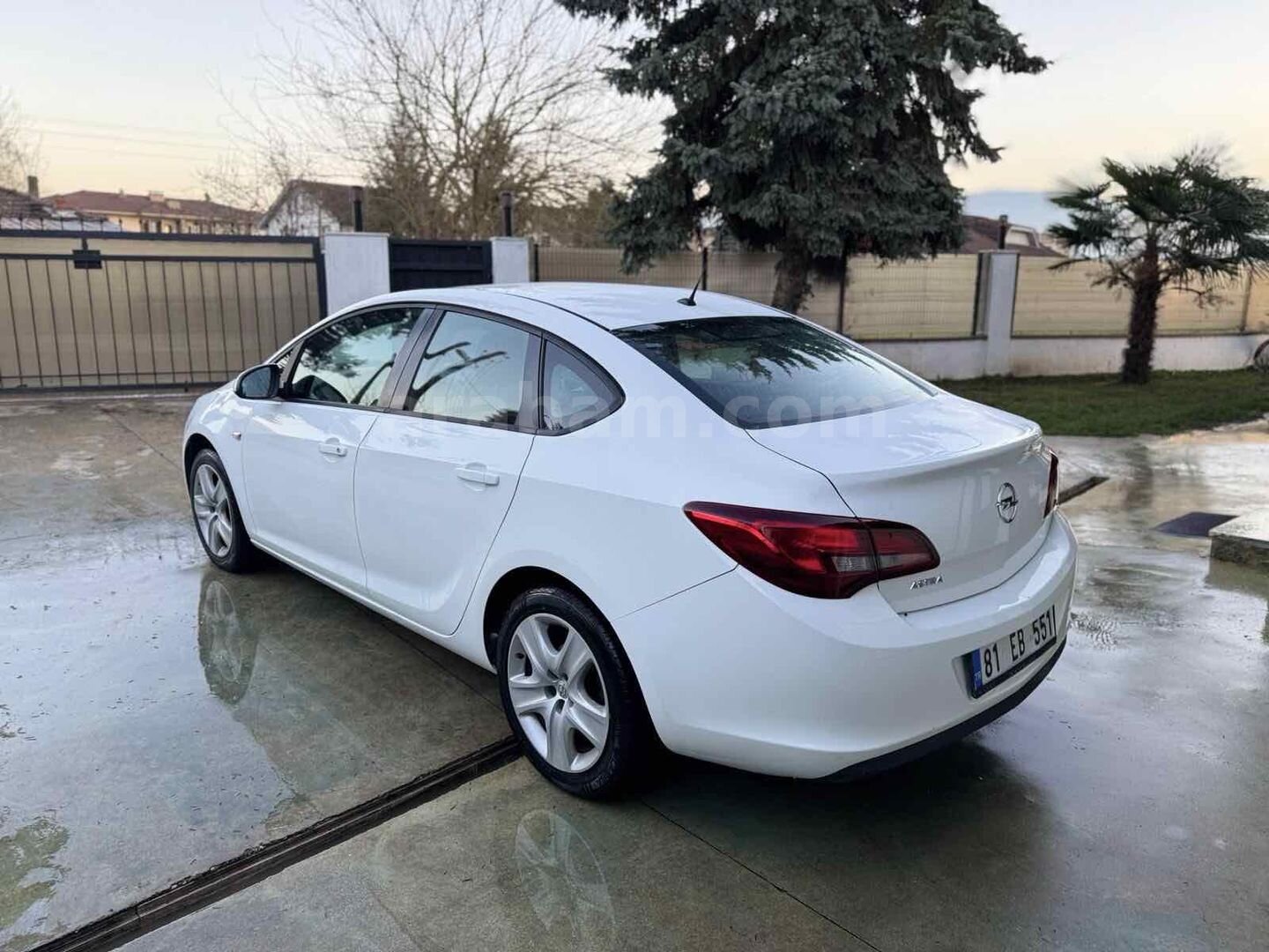 Sahibinden Opel Astra 1.6 Edition 2015 Model Düzce 160.000 km Beyaz 6