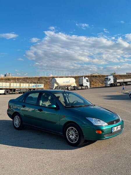 Sahibinden Ford Focus 1.6 Ghia 2000 Model Ankara 326.000 km Yeşil