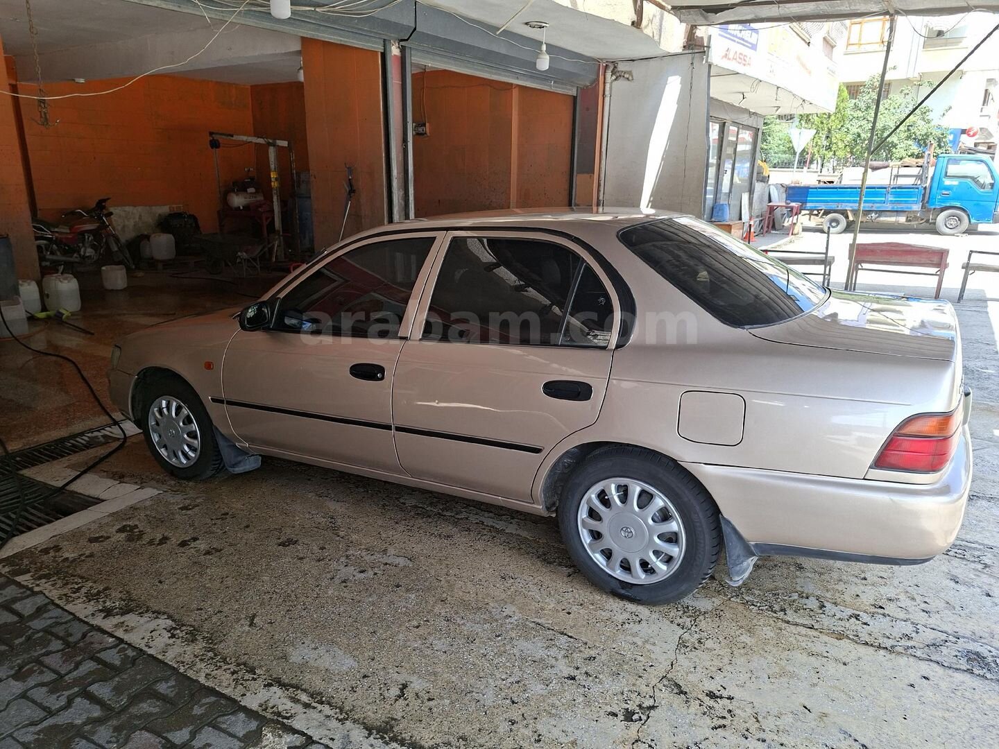 Sahibinden Toyota Corolla 1.6 XEi 1997 Model Ankara 330.000 km Bej 1