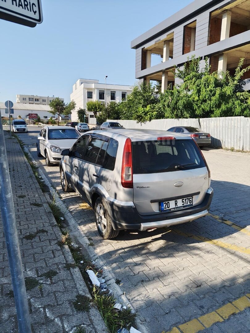 Sahibinden Ford Fusion 1.4 TDCi Urbanite 2009 Model Sakarya 150.000 km Gri 4