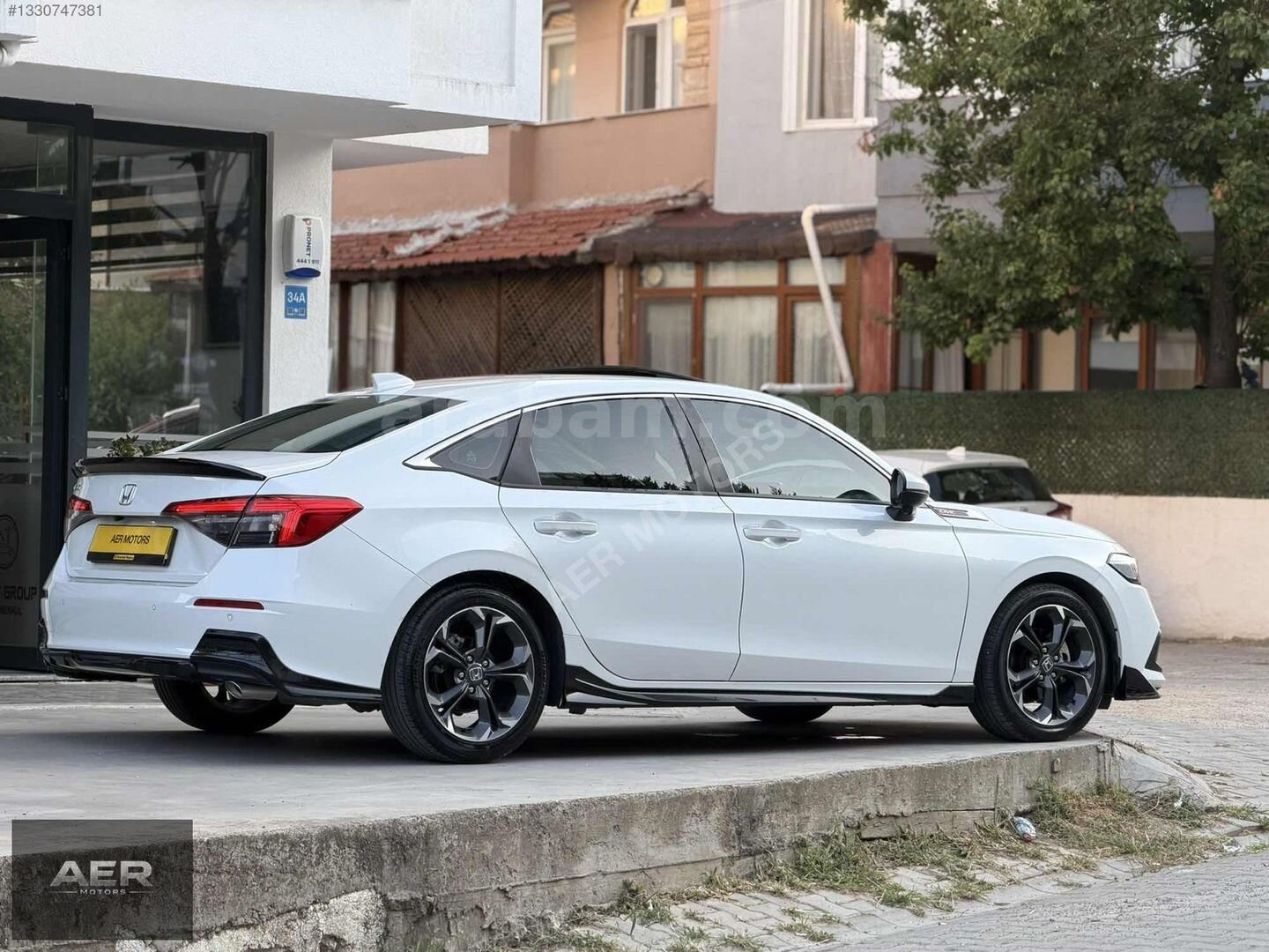 Galeriden Honda Civic 1.5 i-VTEC Eco Executive Plus 2023 Model Tekirdağ 30.000 km Beyaz 4