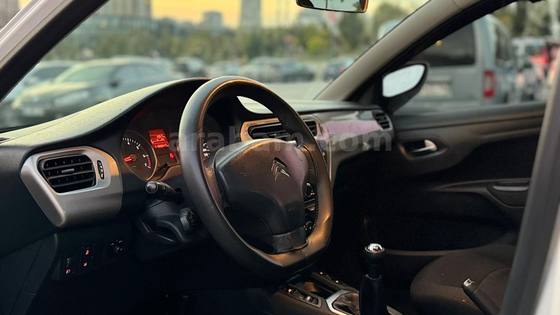 Sahibinden Citroen C-Elysée 1.6 HDi Confort 2016 Model İstanbul 210.000 km Beyaz 3