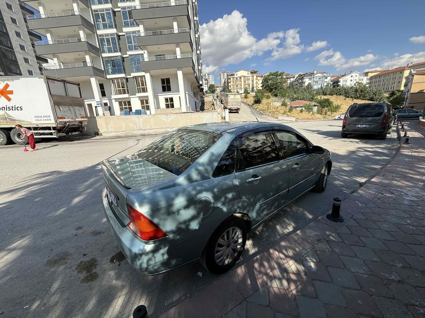 Sahibinden Ford Focus 1.6 Ambiente 1999 Model Ankara 260.000 km Yeşil (metalik) 6