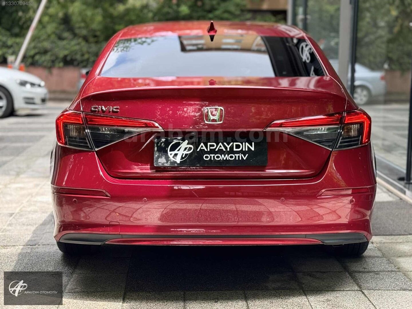 Galeriden Honda Civic 1.5 i-VTEC Eco Executive Plus 2023 Model İstanbul 65.750 km Kırmızı 6