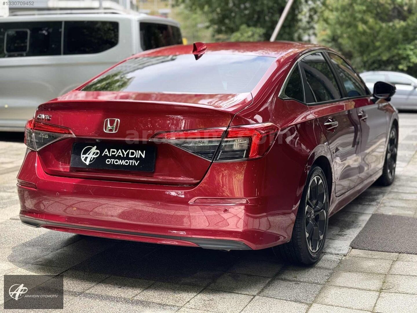 Galeriden Honda Civic 1.5 i-VTEC Eco Executive Plus 2023 Model İstanbul 65.750 km Kırmızı 7