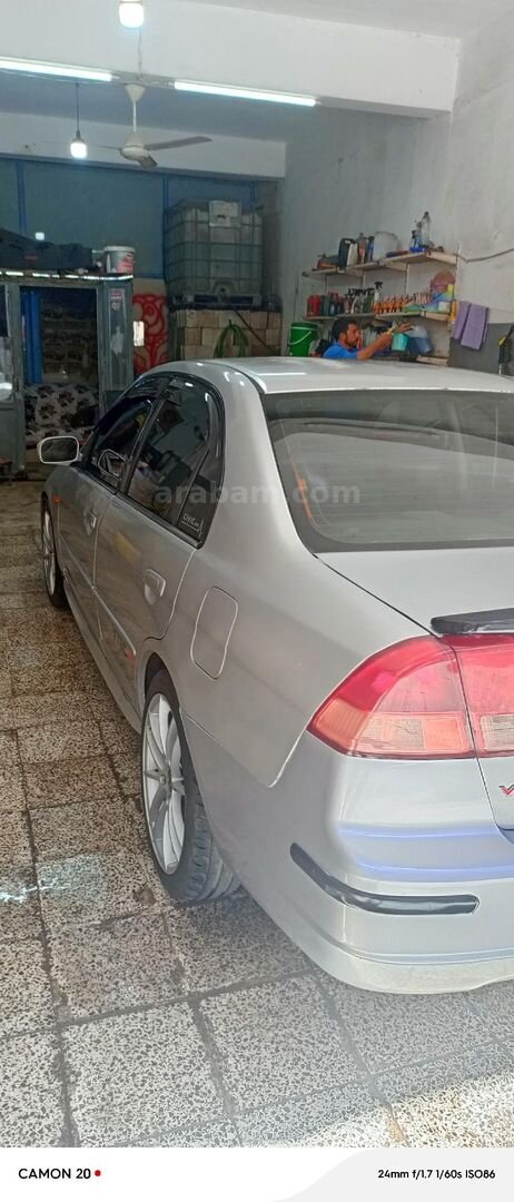 Sahibinden Honda Civic 1.6i VTEC ES 2002 Model Gaziantep 480.000 km Gri 7