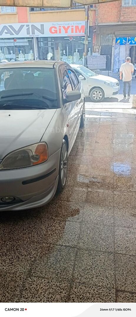Sahibinden Honda Civic 1.6i VTEC ES 2002 Model Gaziantep 480.000 km Gri 5