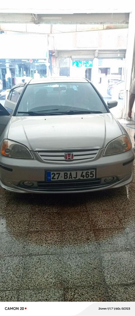 Sahibinden Honda Civic 1.6i VTEC ES 2002 Model Gaziantep 480.000 km Gri 4