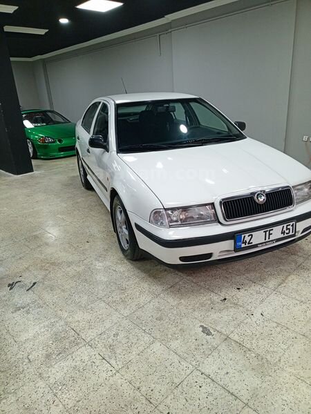 Sahibinden Skoda Octavia 1.6 GLX 2000 Model Ankara 320.000 km Beyaz