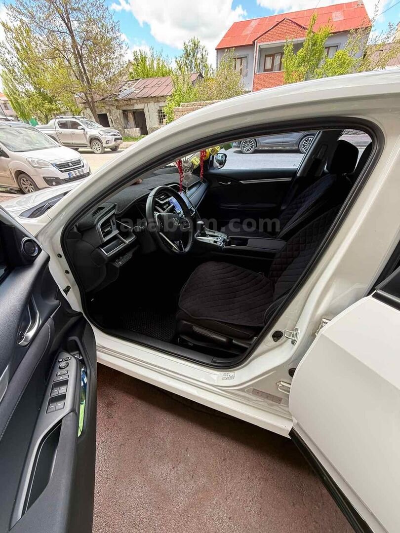 Sahibinden Honda Civic 1.6i VTEC Eco Elegance 2021 Model Adana 91.000 km Beyaz 6