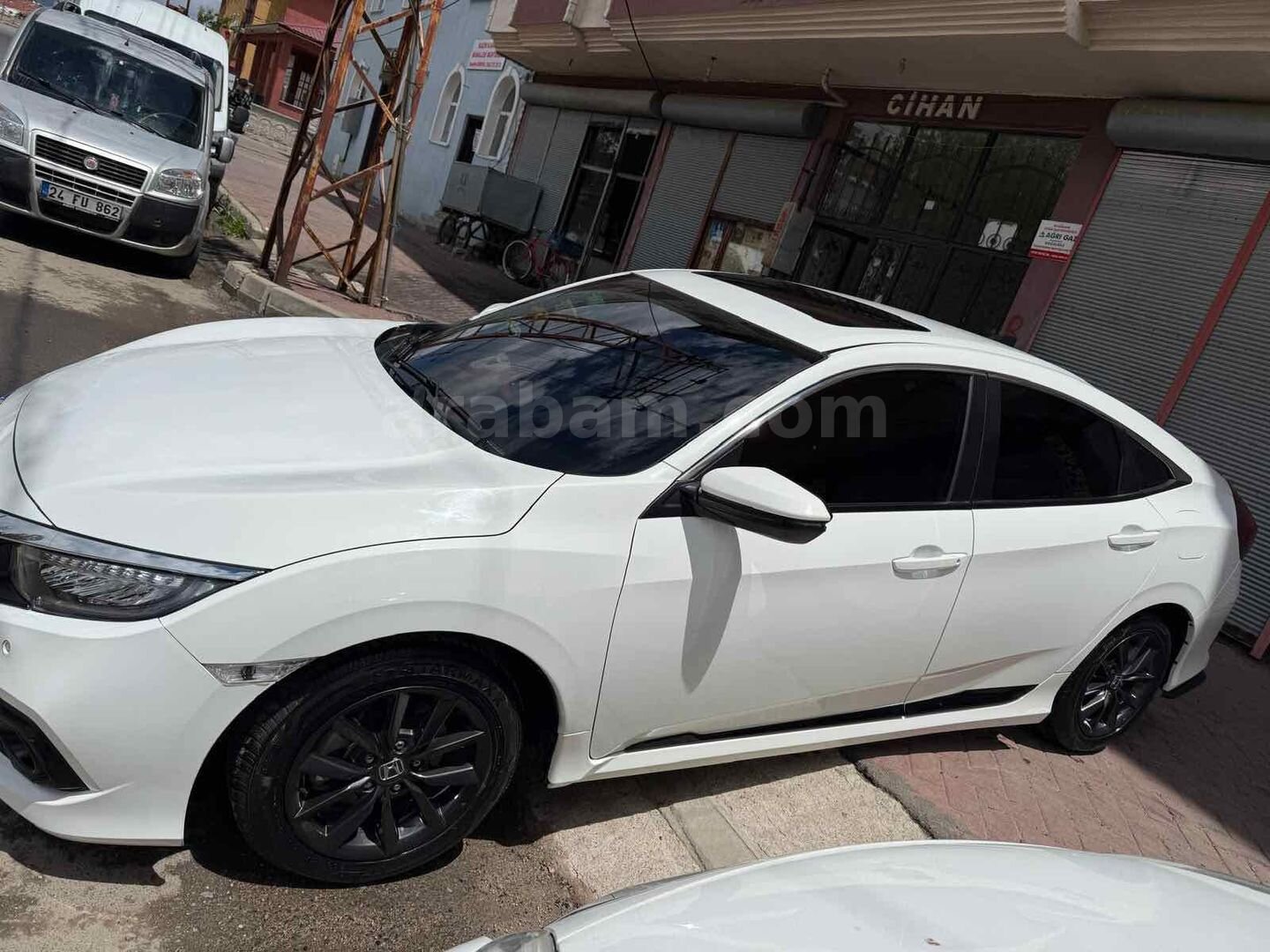 Sahibinden Honda Civic 1.6i VTEC Eco Elegance 2021 Model Adana 91.000 km Beyaz 5