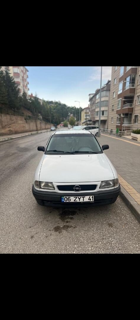Sahibinden Opel Astra 1.4 Classic 1998 Model Çankırı 303.000 km Beyaz 2