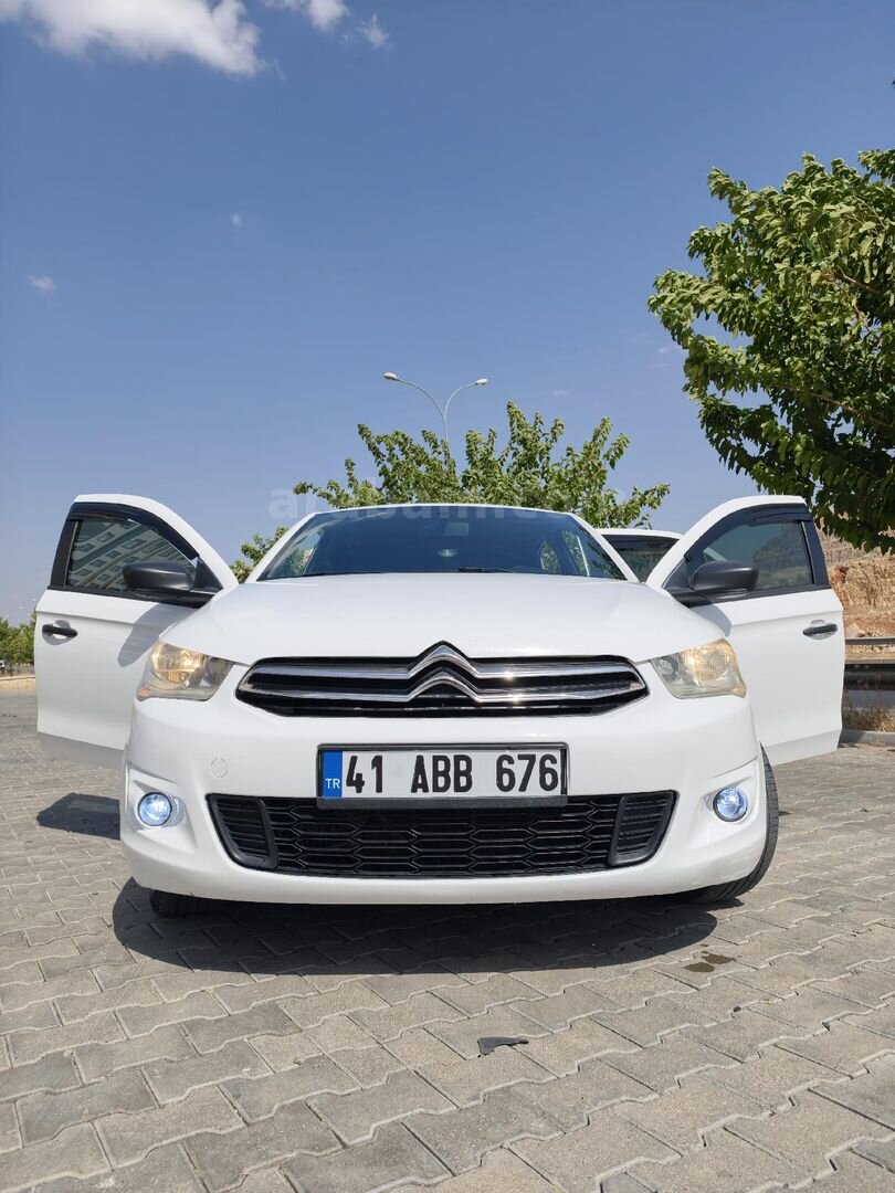 Sahibinden Citroen C-Elysée 1.6 HDi Attraction 2015 Model Şanlıurfa 230.000 km Beyaz 5