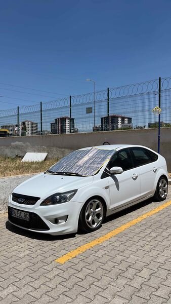 Sahibinden Ford Focus 1.6 Comfort 2011 Model Ankara 208.000 km Beyaz