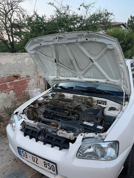 Sahibinden Hyundai Accent 1.3 LX 2002 Model İstanbul 280.000 km Beyaz