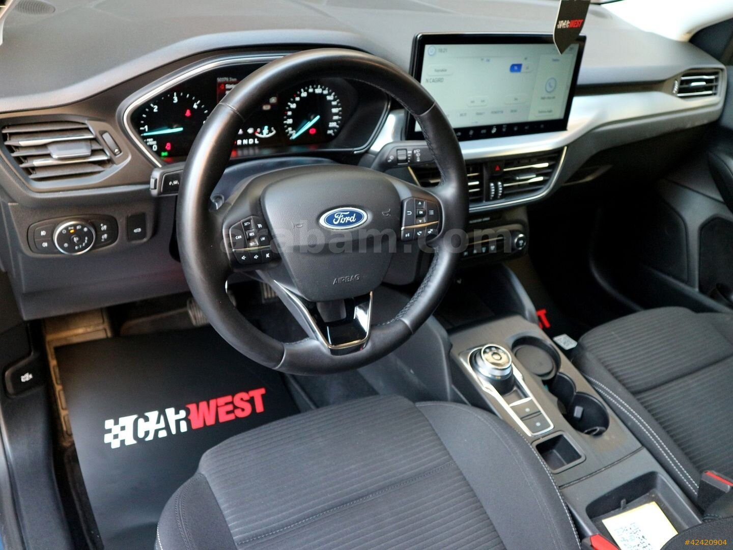 Galeriden Ford Focus 1.5 EcoBlue Titanium Stil 2025 Model İstanbul 50.000 km Mavi 7