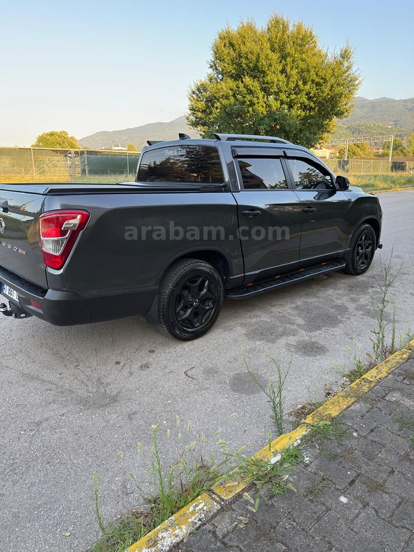 Sahibinden KGM SsangYong Musso Grand 2.2 D Platinum Plus 2023 Model Kocaeli 32.000 km Füme 5
