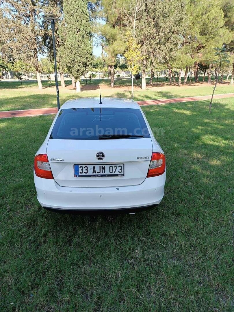 Sahibinden Skoda Rapid 1.6 CR TDI Elegance 2014 Model Hatay 222.000 km Beyaz 5